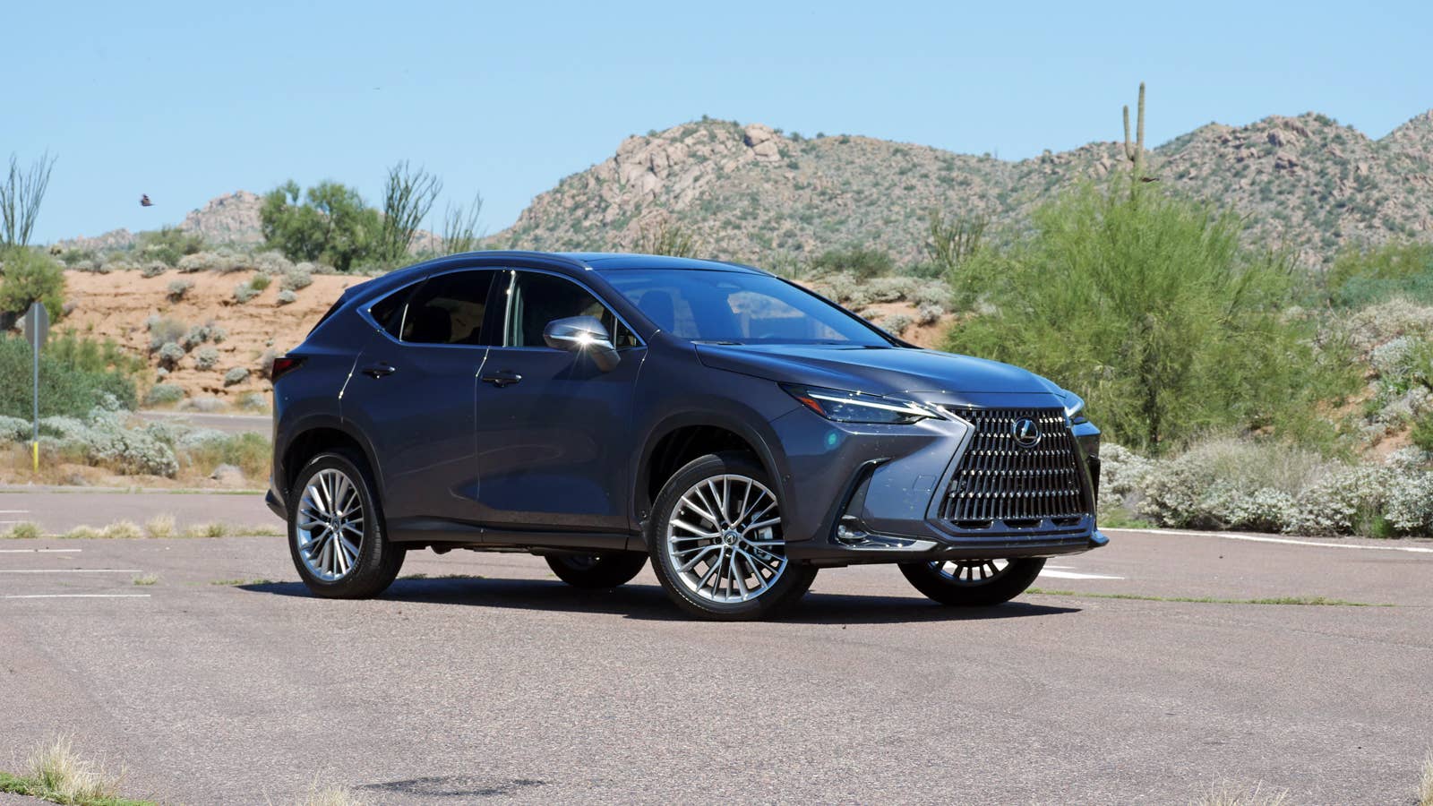 Lexus recalls 4,200 NX crossovers due to missing welds - Autoblog